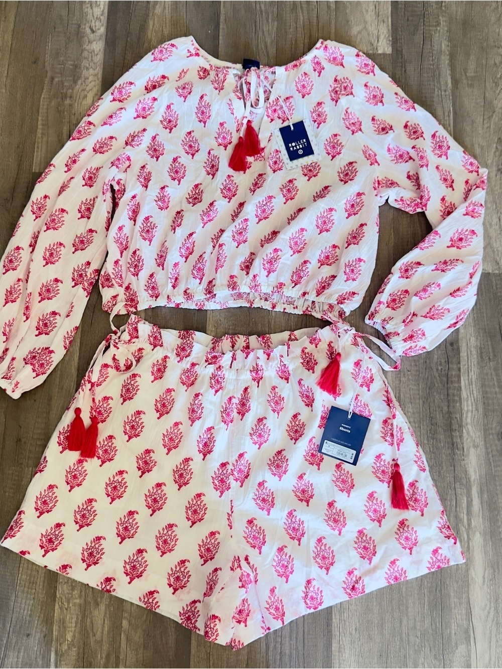 Roller Rabbit x Target Bouquet Side-Tie Beach set Pull-On Shorts & Top - Picture 5 of 12